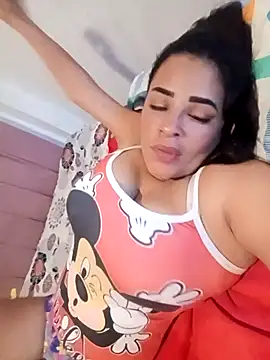 hugeboobs_chantall_'s Live Sex Cam Show