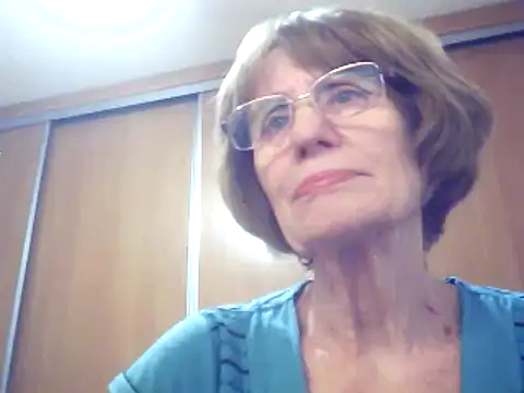 Anna72233's Live Sex Cam Show