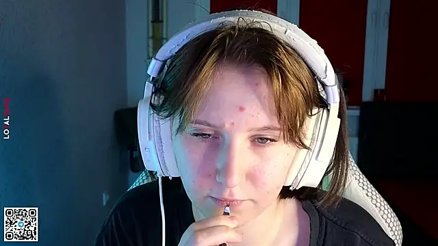 mon_lola webkamerás műsora