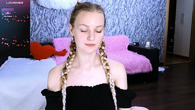 Elfanna's Webcam Show