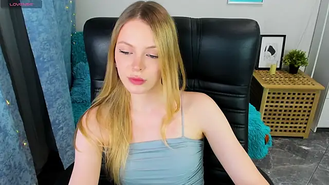 KatherineePierce webkamerás műsora