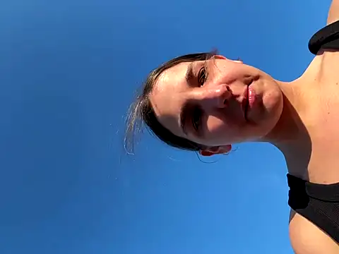 DoriDeluxe66's Live Sex Cam Show