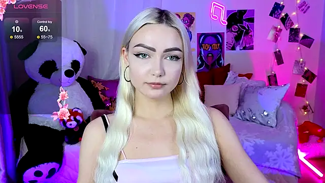 LinaLirian's Webcam Show