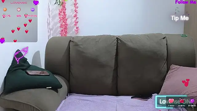 ElisaBoyer's Webcam Show