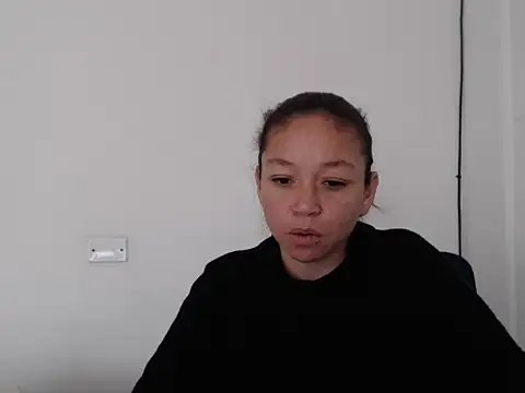 Elaine_cooper_21 webkamerás műsora