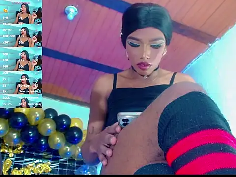 ThiaraVarannes' Webcam Show