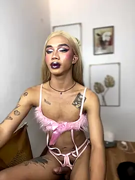 TrishaAbundance's Webcam Show