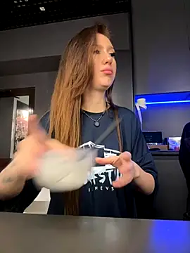 DianaGlow's Webcam Show