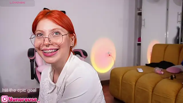 YunoRose_'s Webcam Show