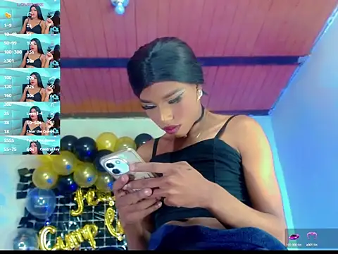ThiaraVarannes' Live Sex Cam Show