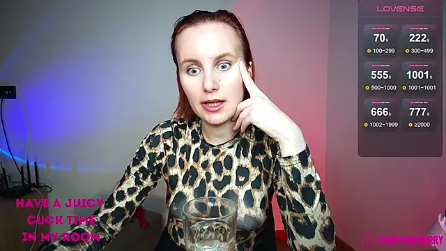 KinkyMissCherry's Webcam Show