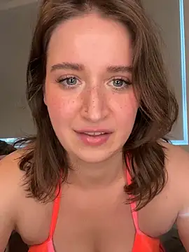 nerdynina's Webcam Show