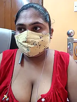 Sophiaboudi's Webcam Show