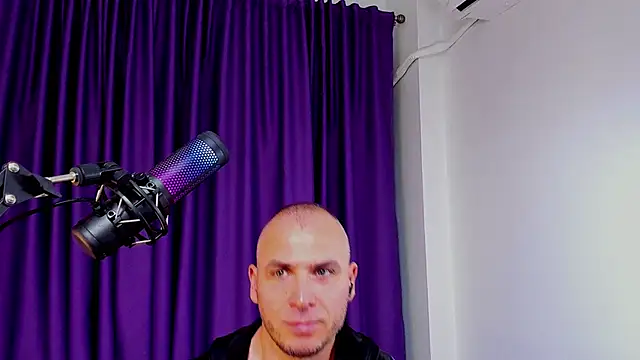 Anthony_Hard's Webcam Show