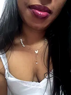 tamil_Aarathi's Webcam Show