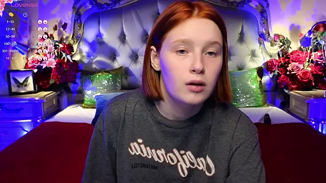 Girls_Fingers' Live Sex Cam Show