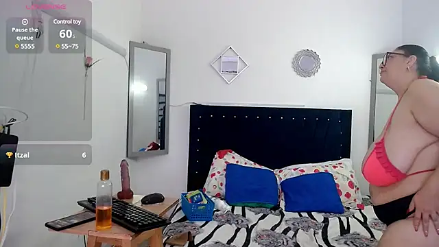 bubis_laru53's Live Sex Cam Show