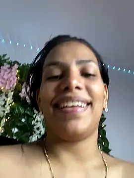 ArielleMillerr's Webcam Show