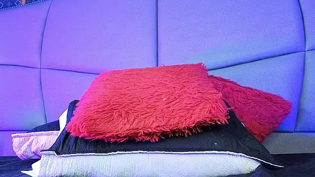 CandyQueenGold Show Webcam