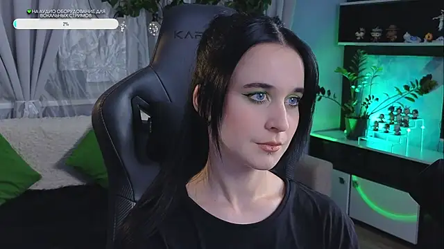 KiraLiLime Show Webcam