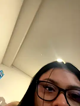 alissonfernandez_'s Webcam Show