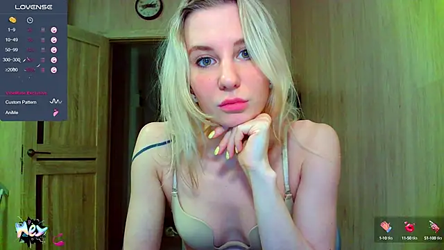 Caramel_piegirl's Webcam Show
