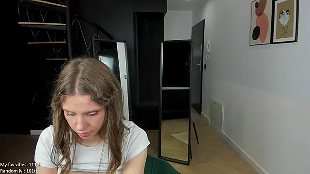 QueenDiana18's Webcam Show