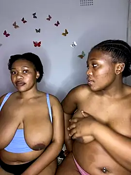 CuteSexyBoobz's Webcam Show