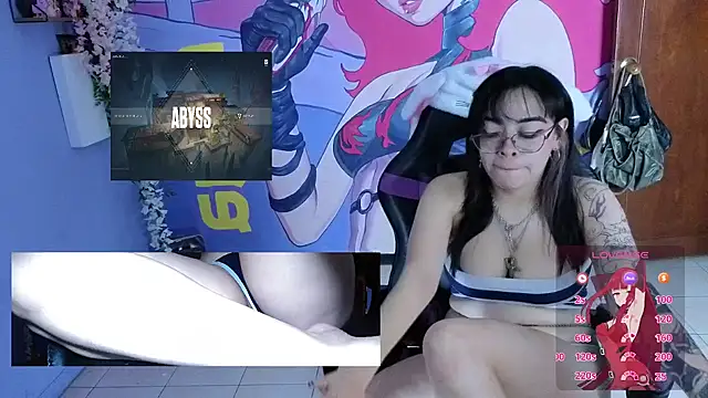 NanaGameplays707's Webcam Show
