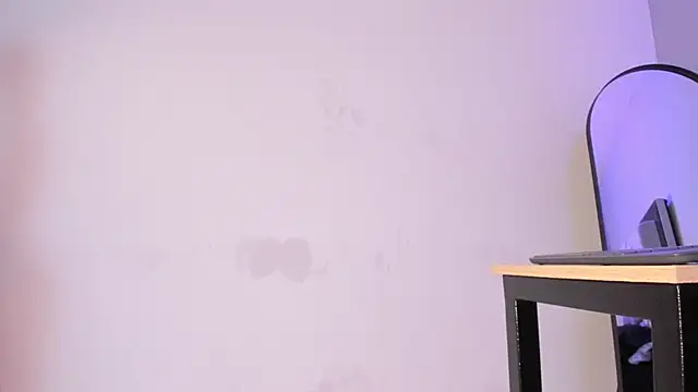lupeebony's Live Sex Cam Show