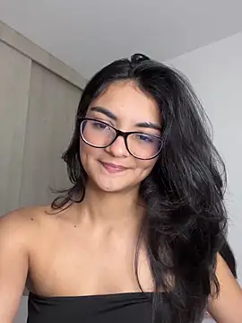 Cat2525's Webcam Show