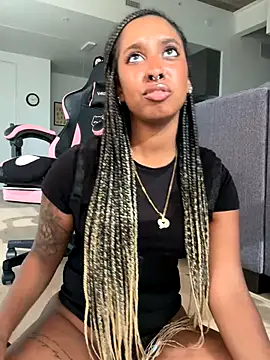 Your_Paris' Webcam Show
