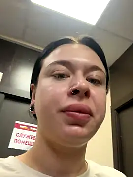 AlishaOfThorns' Webcam Show