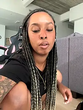 Your_Paris' Webcam Show