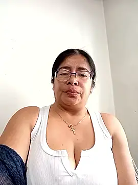 __valentina18's Webcam Show