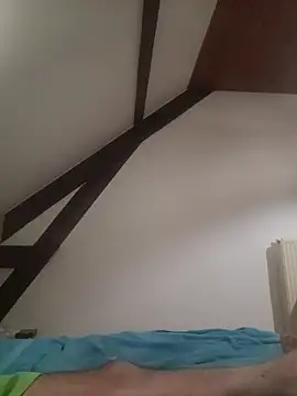 Sosso19squirt Webcam-Show