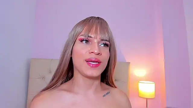 OrianaSaenz_'s Webcam Show