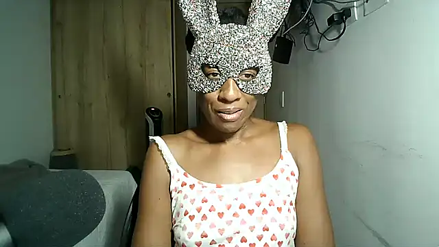 Janice-Erotica's Webcam Show