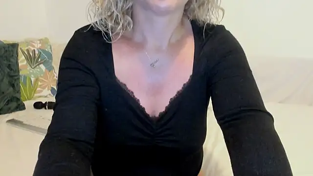 Jadore_able Webcam-Show