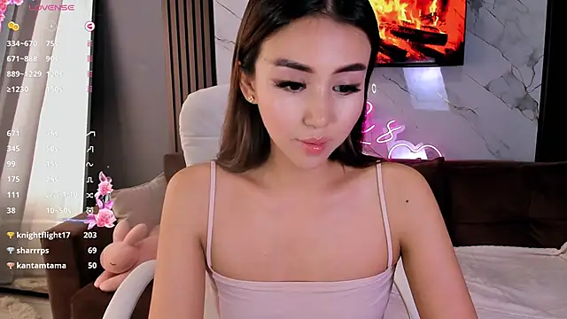 lilulileee's Webcam Show