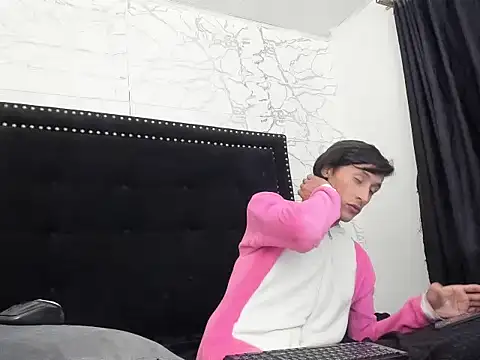 FlakaHotX69's Webcam Show