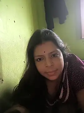 DesiRiya101 Webcam-Show