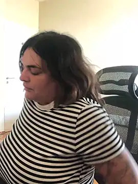 HeyBABYGIRL 网络视讯表演