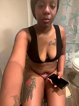 ObsessedWLyla Webcam-Show