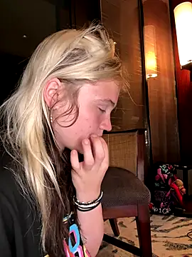 Cutiepiespanks Webcam-Show