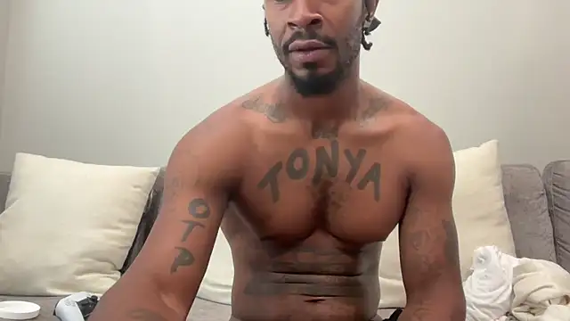 hardaway1523's Webcam Show