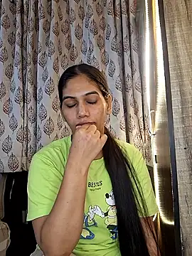 Garima_G's Live Chat Room