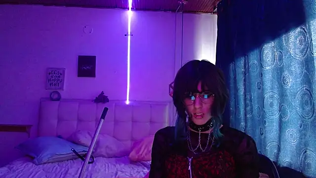 goth_minerva's Webcam Show