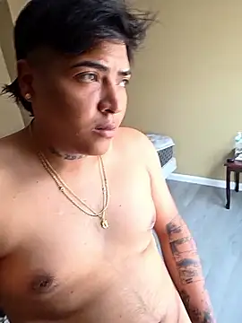 Elwason556's Live Sex Cam Show