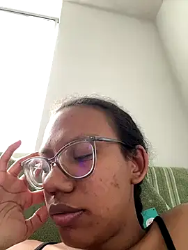 Curly_lily's Webcam Show